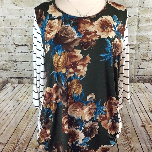 Tops - Plus Size Pretty Floral and Striped Blouse